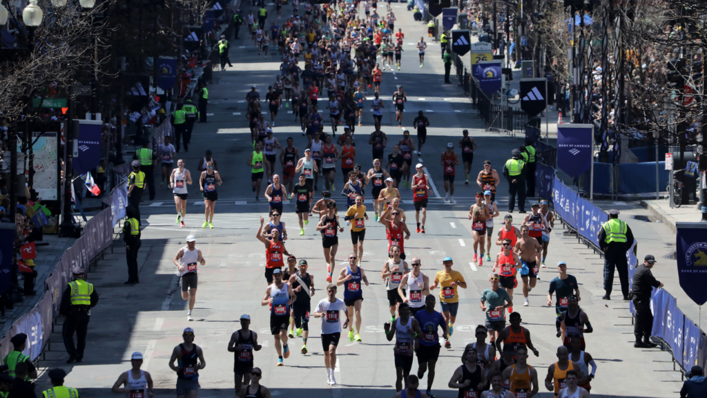 Les meilleurs étirements des ischio-jambiers pour les coureurs (et les marathoniens de Boston)